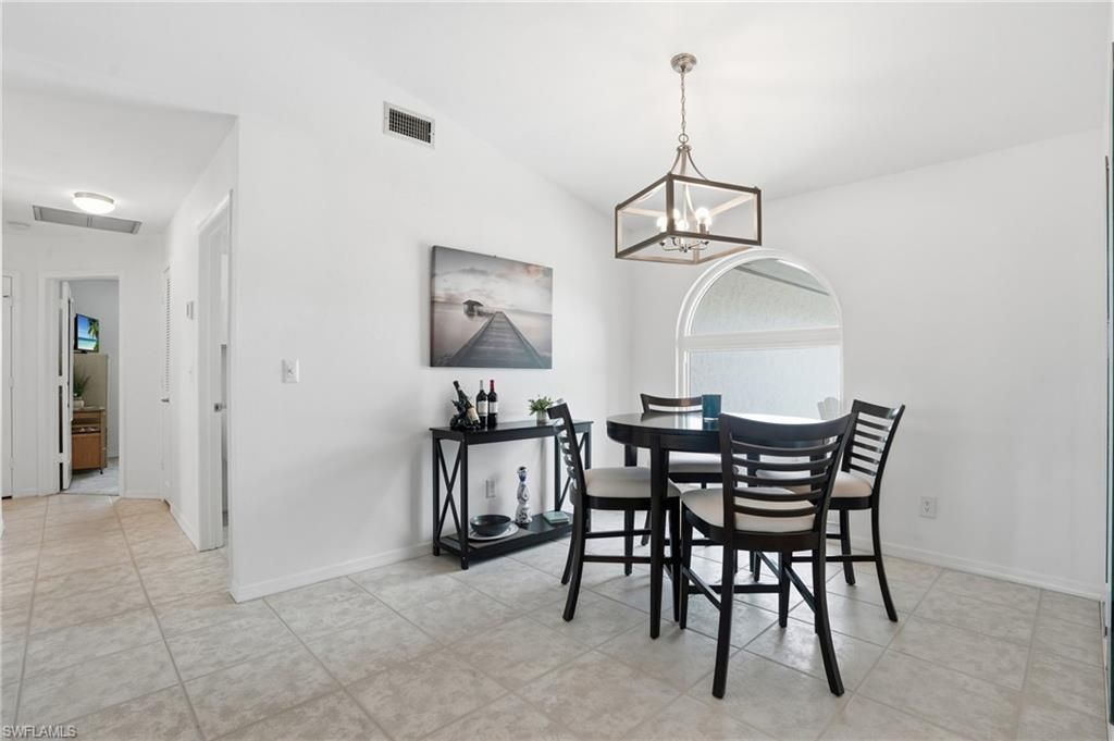 132 Bordeaux Cir, Naples, FL 34112 Photo