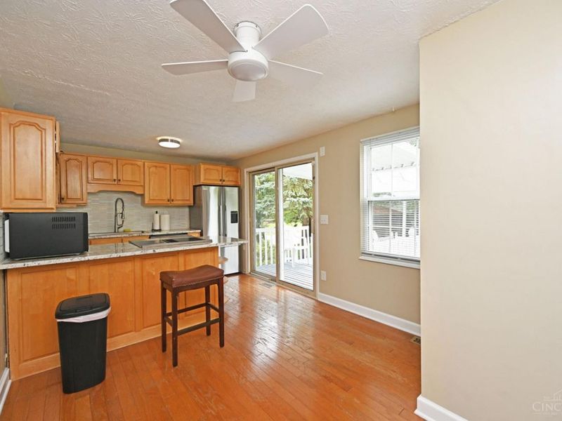 11786 Elkwood Drive, Forest Park, OH 45240 Photo 5