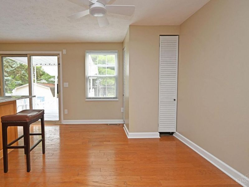 11786 Elkwood Drive, Forest Park, OH 45240 Photo 6