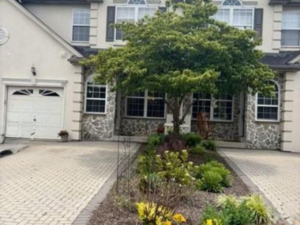 131 MEADOW VIEW LANE, LANSDALE, PA 19446