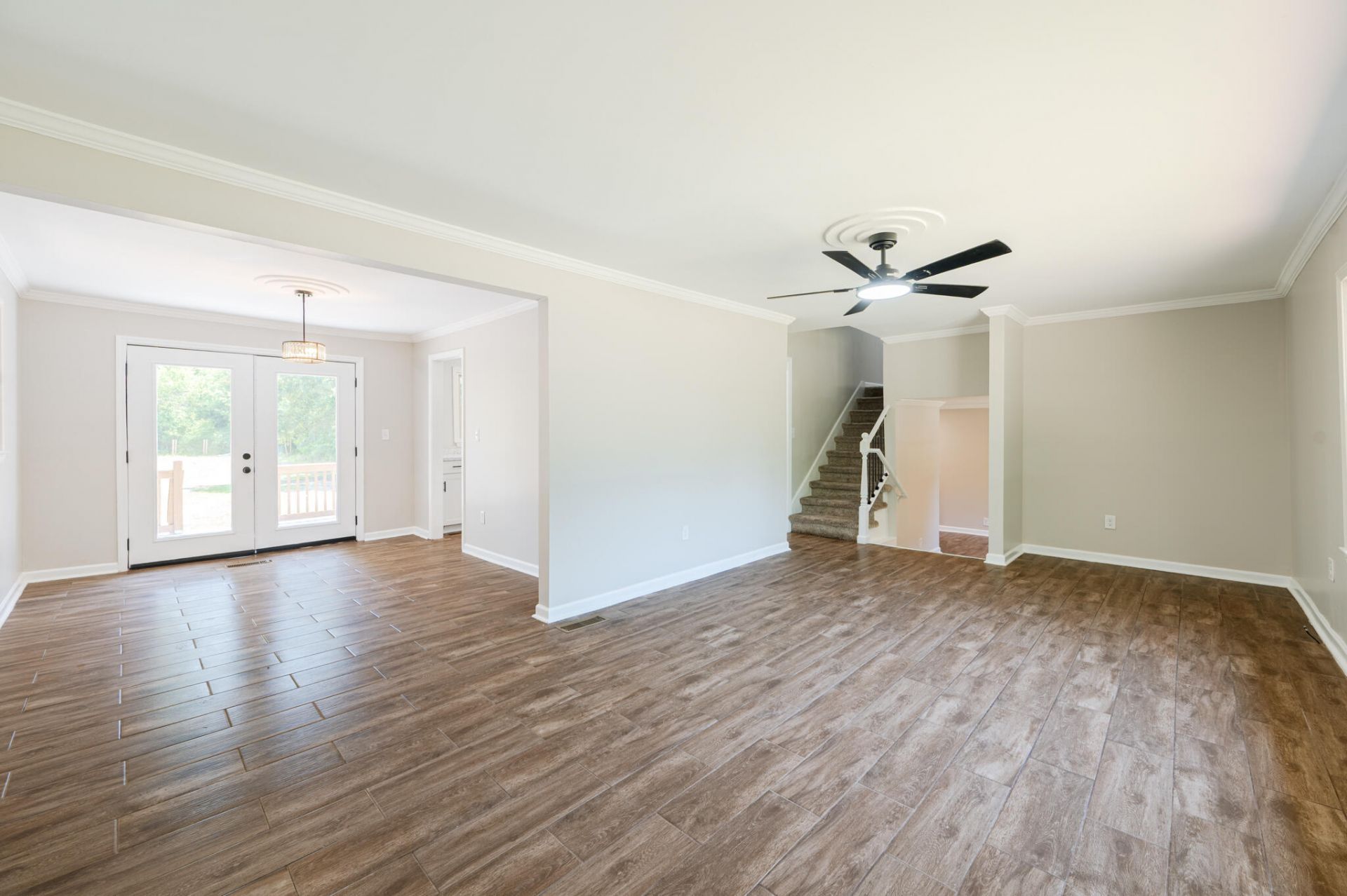 2102 N State Highway 35 Photo 19
