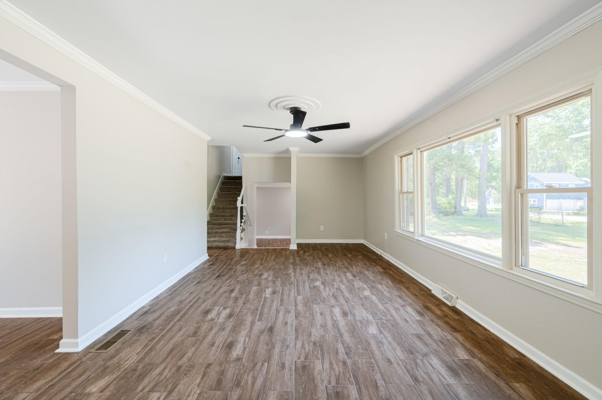 2102 N State Highway 35 Photo 21