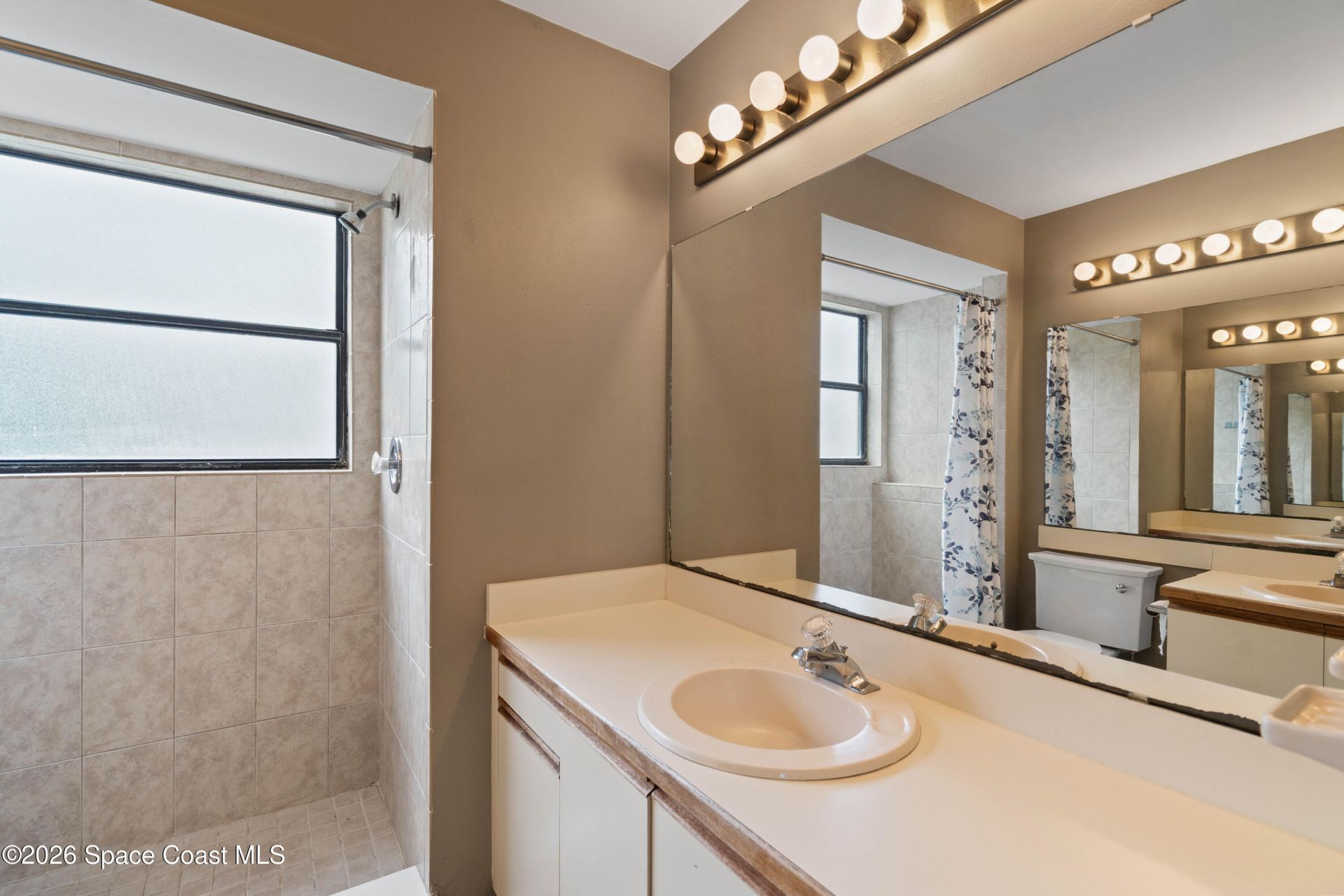 1624 Clover Circle , Melbourne, FL 32935 Photo