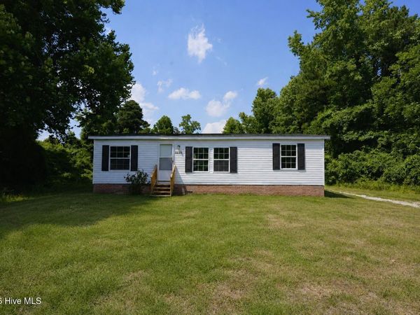 2929 W Timberlake Boulevard , Robersonville, NC 27871
