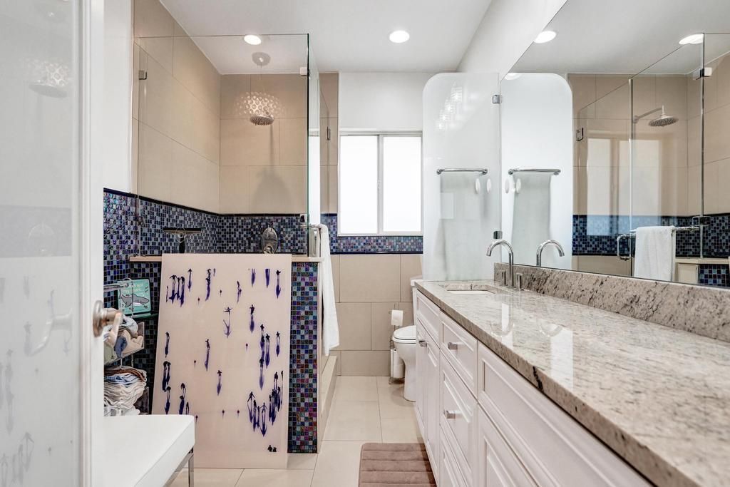 5 Gatehouse Road, Sea Ranch Lakes, FL 33308 Photo