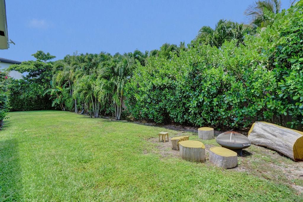5 Gatehouse Road, Sea Ranch Lakes, FL 33308 Photo