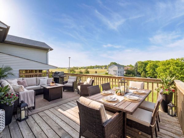 605 Lady Slipper Avenue NE, New Prague, MN 56071