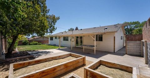 2205 Carlin Street, Reno, NV 89503 Photo