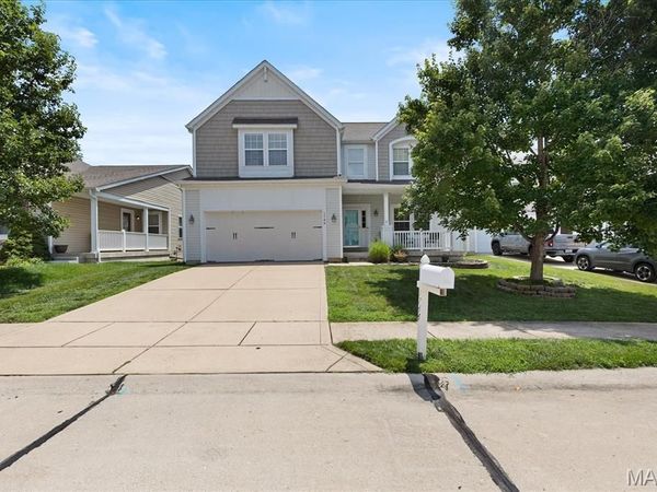 1744 Briarmanor Drive, Lake St Louis, MO 63367