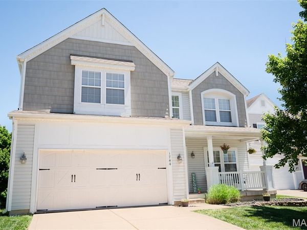1744 Briarmanor Drive, Lake St Louis, MO 63367