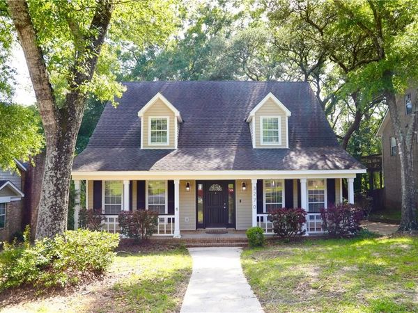 3270 Austin Drive, Mobile, AL 36695