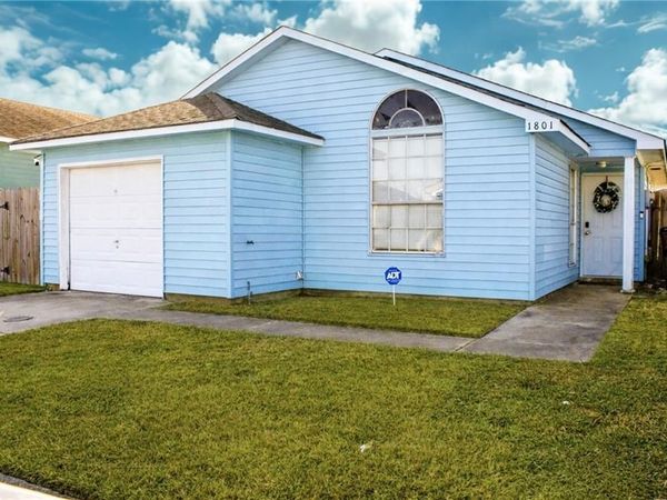 1801 W HOMESTEAD Drive , New Orleans, LA 70114