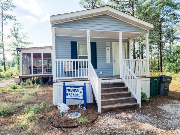 175 Pineview Drive, Elizabethtown, NC 28337