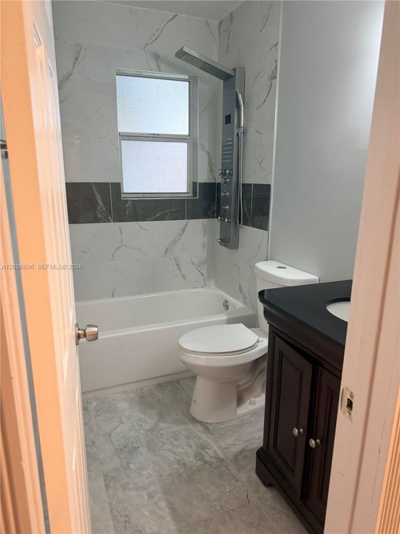 3040 NW 20th St, Fort Lauderdale, FL 33311 Photo