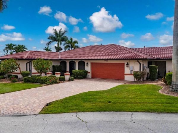 950 LASSINO COURT , PUNTA GORDA, FL 33950