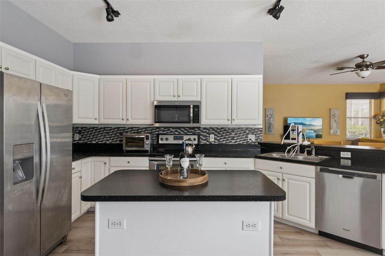 14319 Roxshire Drive, Orlando, FL 32837 Photo