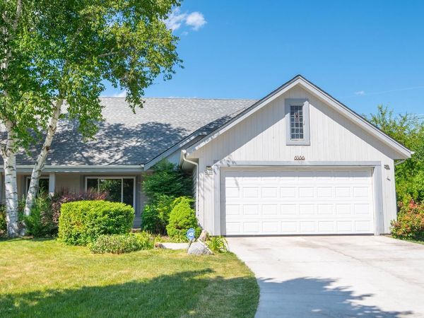 8586 N Meadowside COURT, Brown Deer, WI 53223
