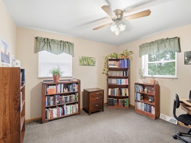 9374 Silva Drive, Cincinnati, OH 45251 Photo 13