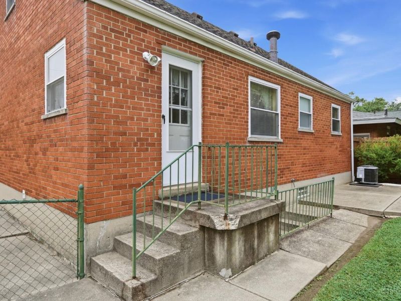 9374 Silva Drive, Cincinnati, OH 45251 Photo 16