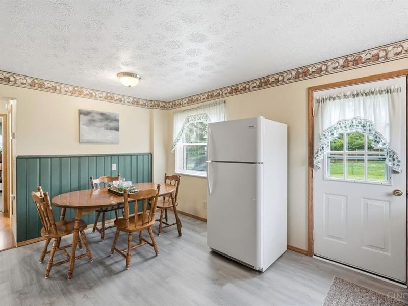 9374 Silva Drive, Cincinnati, OH 45251 Photo 8