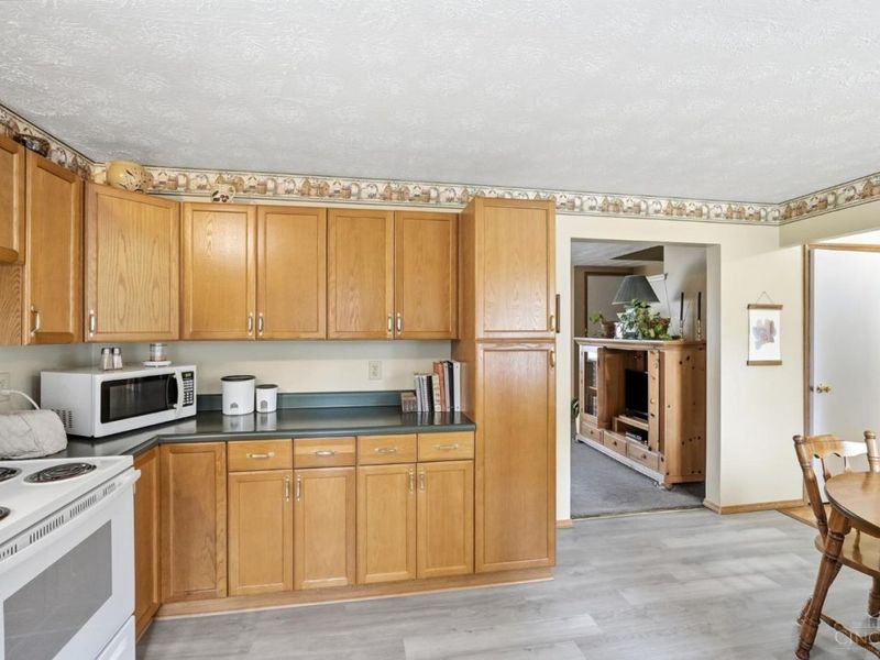 9374 Silva Drive, Cincinnati, OH 45251 Photo 9
