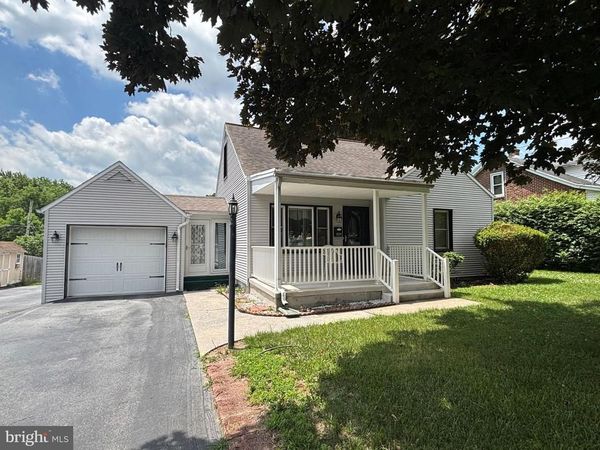 529 STATE DRIVE , LEBANON, PA 17042