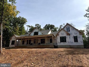 6024 BEVERLEYS MILL ROAD, BROAD RUN, VA 20137