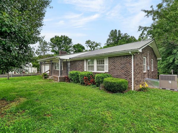 744 King Ridge Rd , Dowelltown, TN 37059