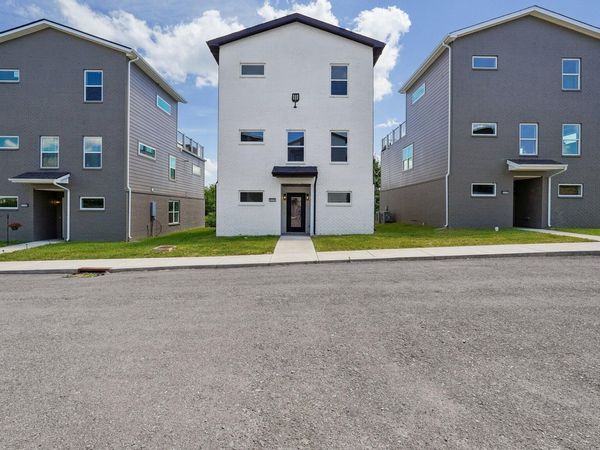 1241 N Avondale Cir , Nashville, TN 37207