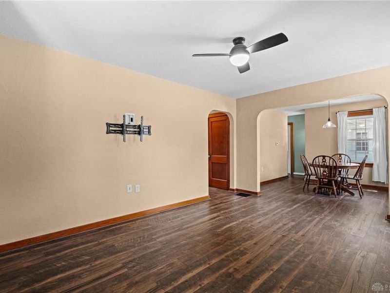 1328 Hanes Road, Beavercreek, OH 45434 Photo 5