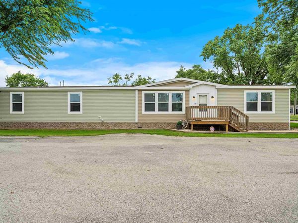 2024 Red Oak Drive, Kokomo, IN 46901
