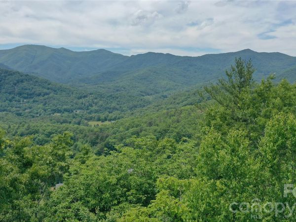 112 Kako Ridge , Sylva, NC 28779
