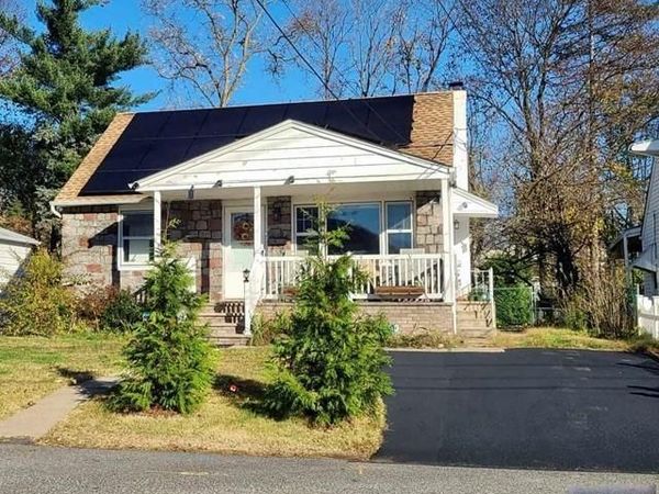 15 Brook Street, MAHWAH, NJ 07430