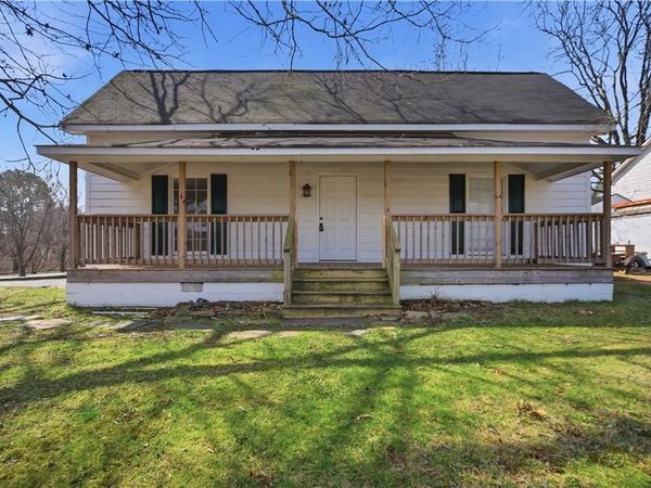 6855 Reinhardt College Parkway , Waleska, GA 30183