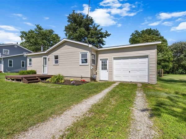 112 River Street, Cambridge, IA 50046