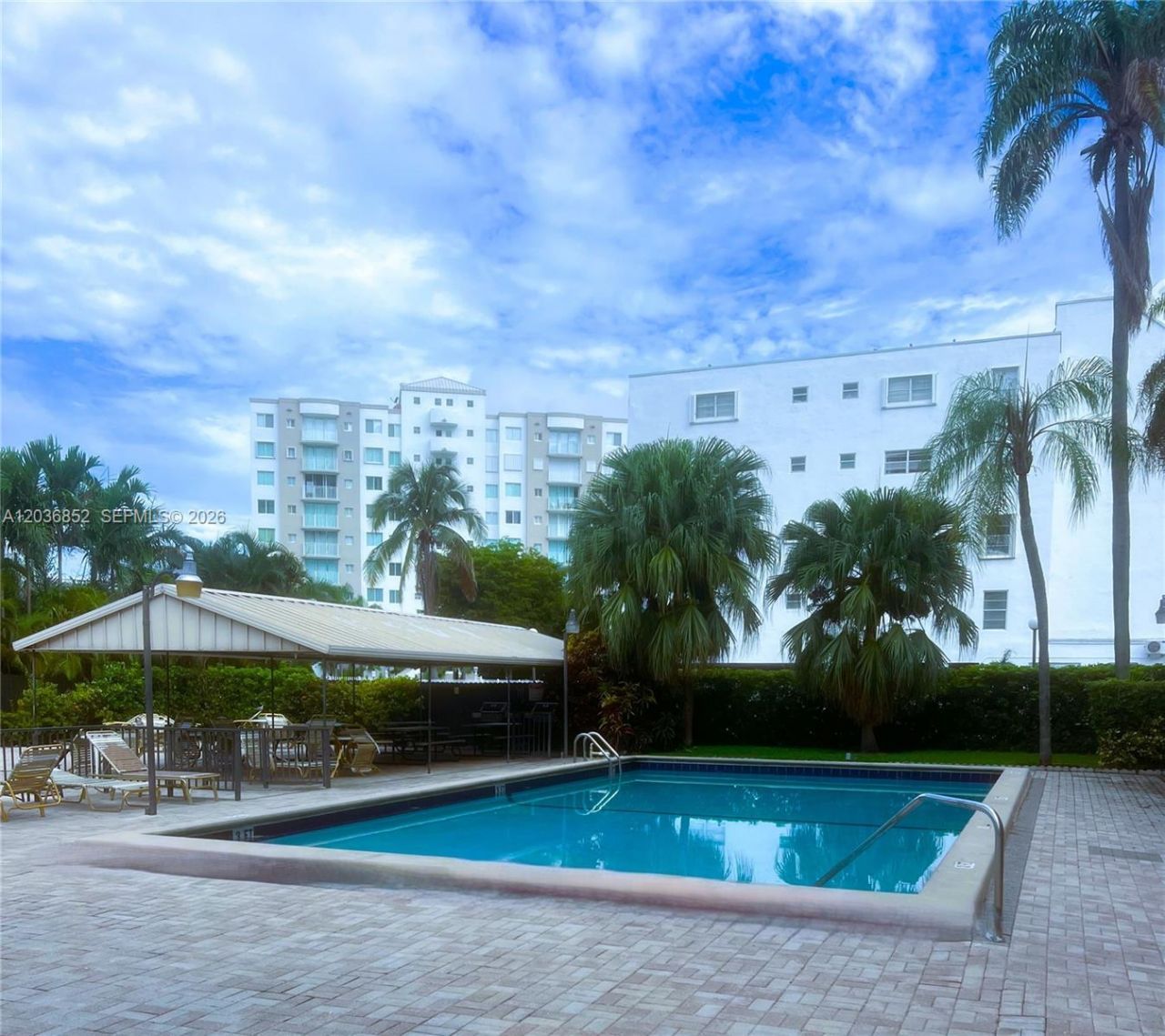 250 181st Dr, Unit 108, Sunny Isles Beach, FL 33160 Photo