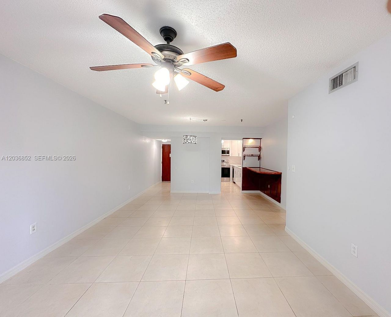 250 181st Dr, Unit 108, Sunny Isles Beach, FL 33160 Photo
