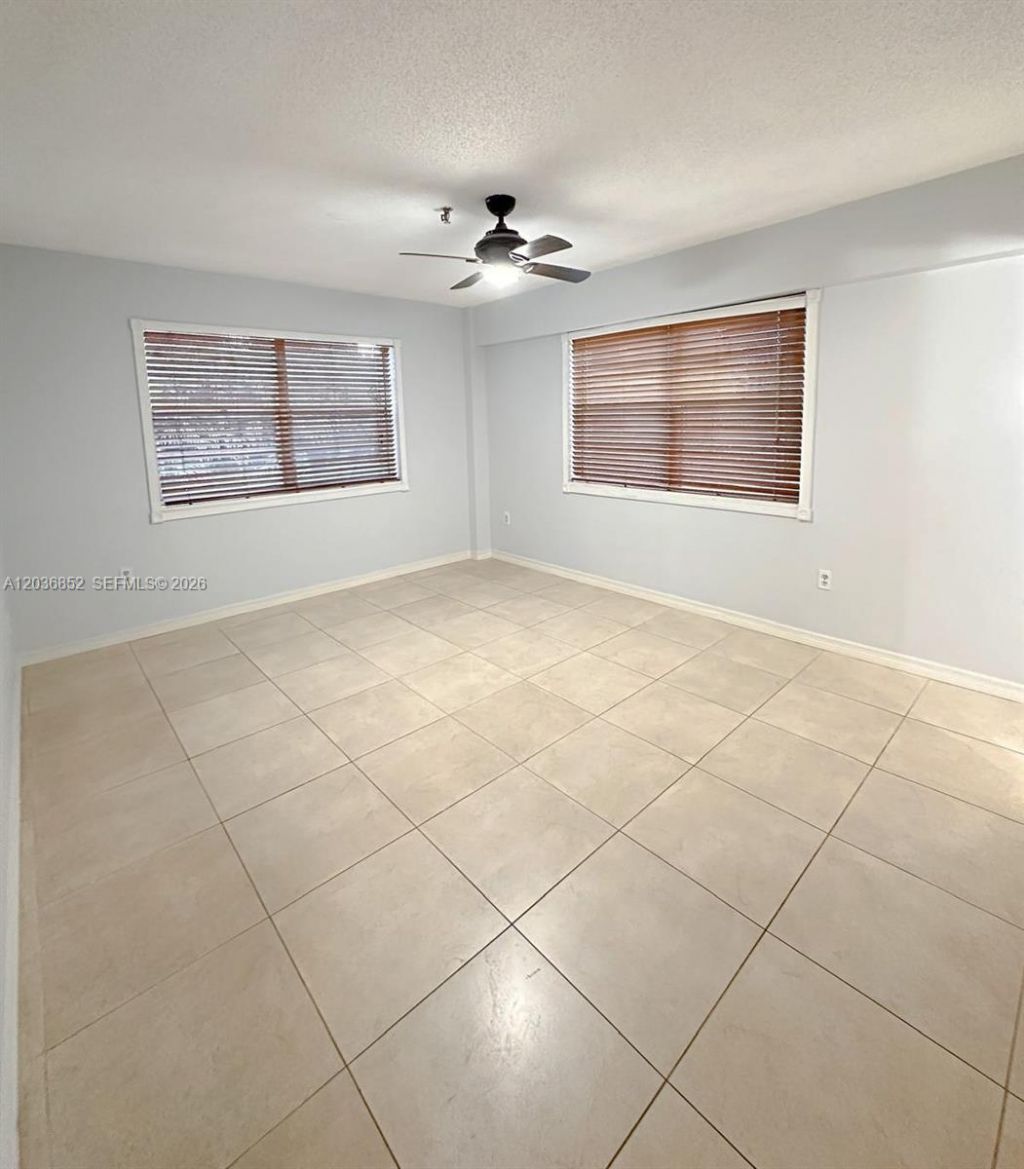250 181st Dr, Unit 108, Sunny Isles Beach, FL 33160 Photo