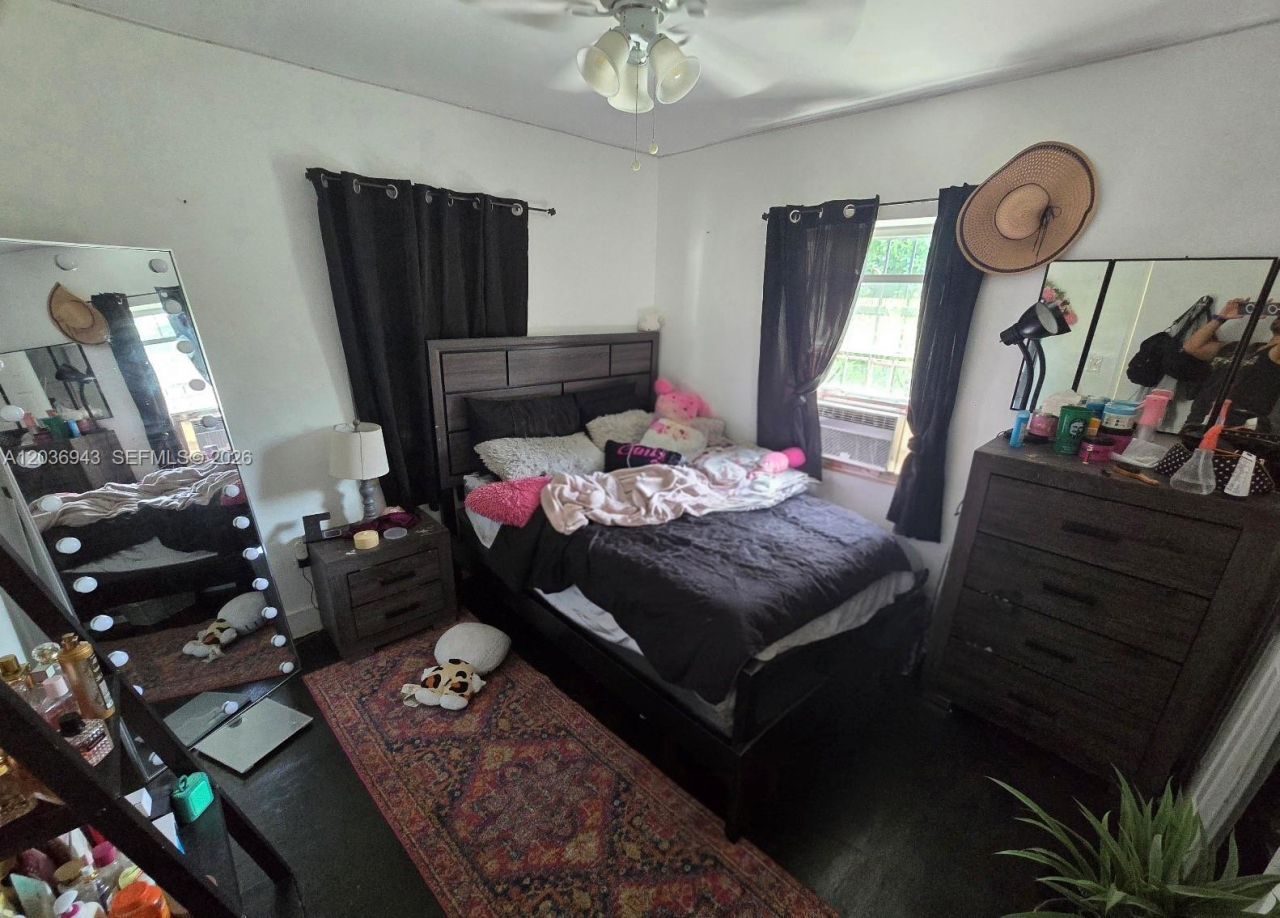1225 NW 127th St, North Miami, FL 33167 Photo