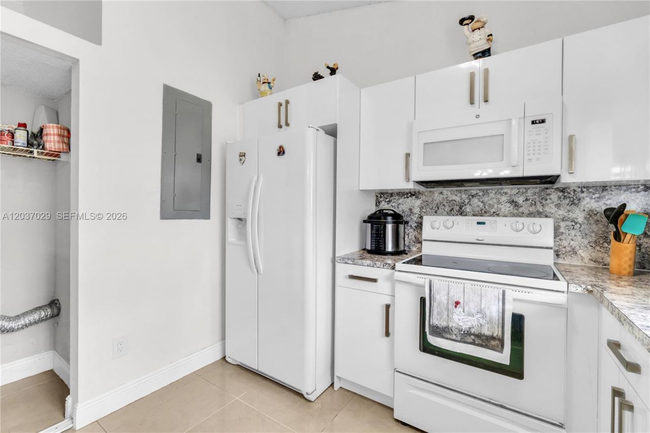 13572 SW 285th Ter, Homestead, FL 33033 Photo