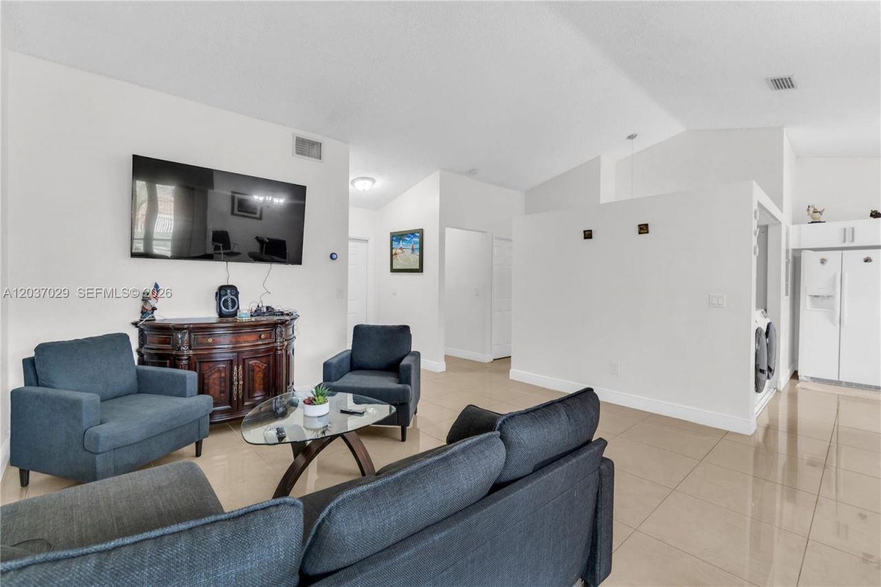 13572 SW 285th Ter, Homestead, FL 33033 Photo