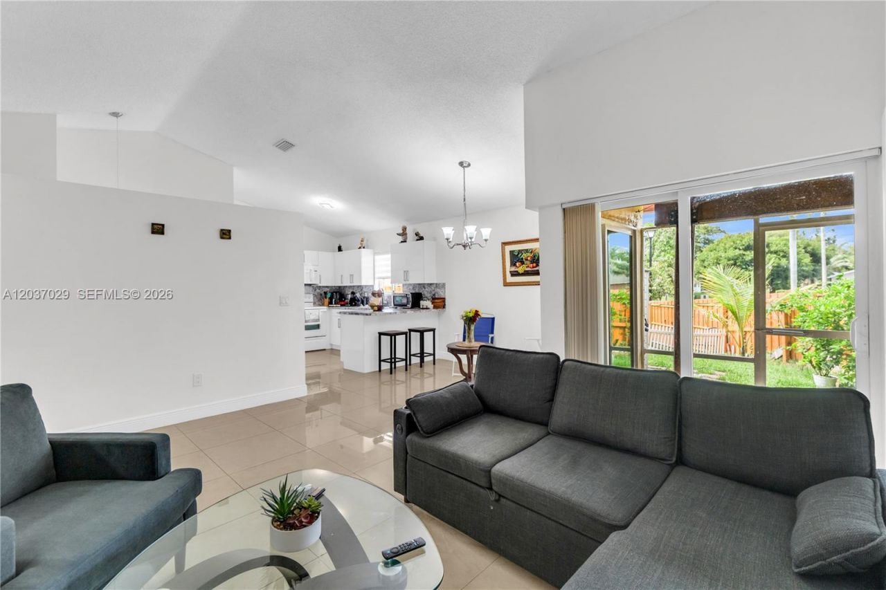 13572 SW 285th Ter, Homestead, FL 33033 Photo