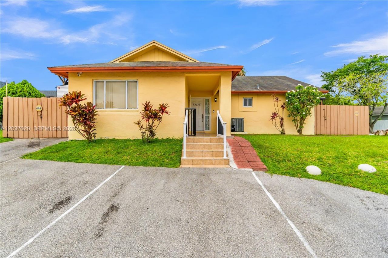 13572 SW 285th Ter, Homestead, FL 33033 Photo
