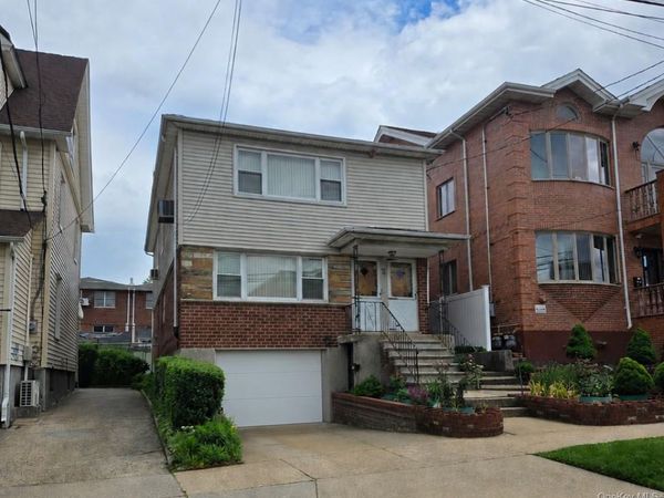 4365 158th Street , Flushing, NY 11358