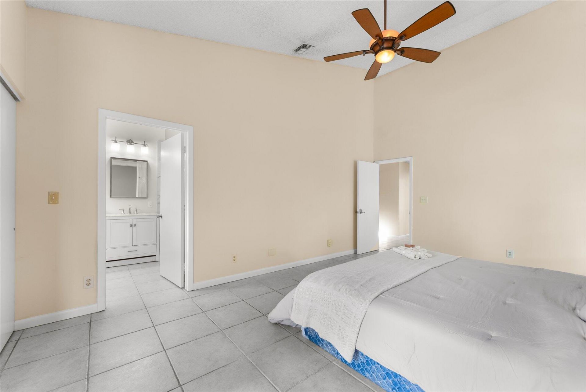 21400 Tudor Drive, Boca Raton, FL 33486 Photo