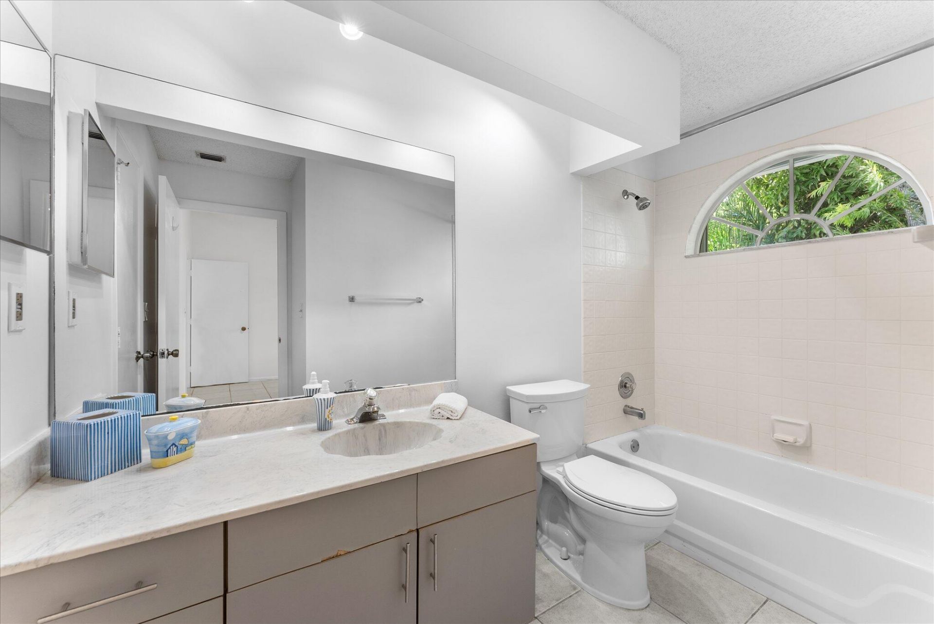 21400 Tudor Drive, Boca Raton, FL 33486 Photo