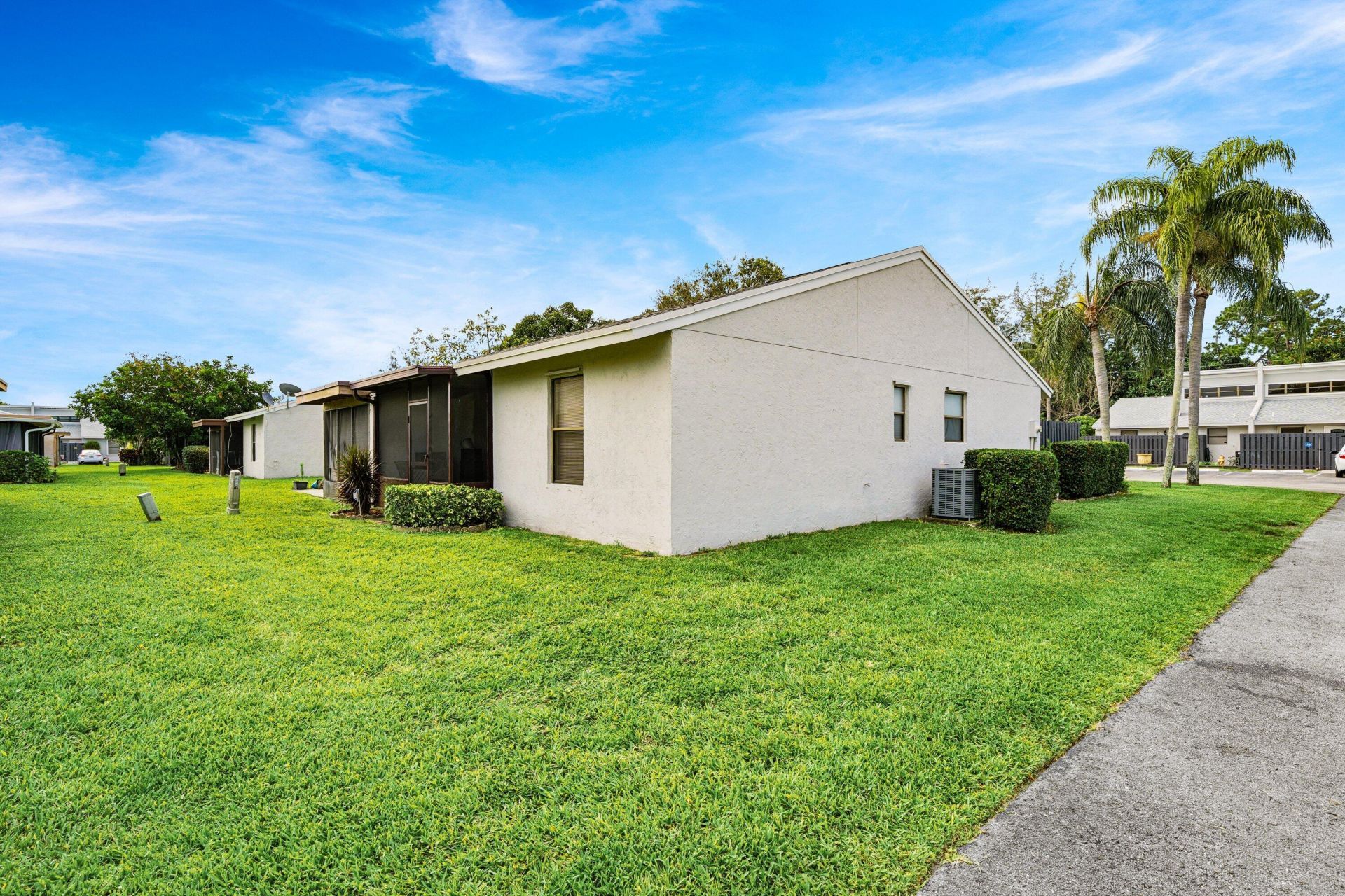1968 Monks Court, West Palm Beach, FL 33415 Photo