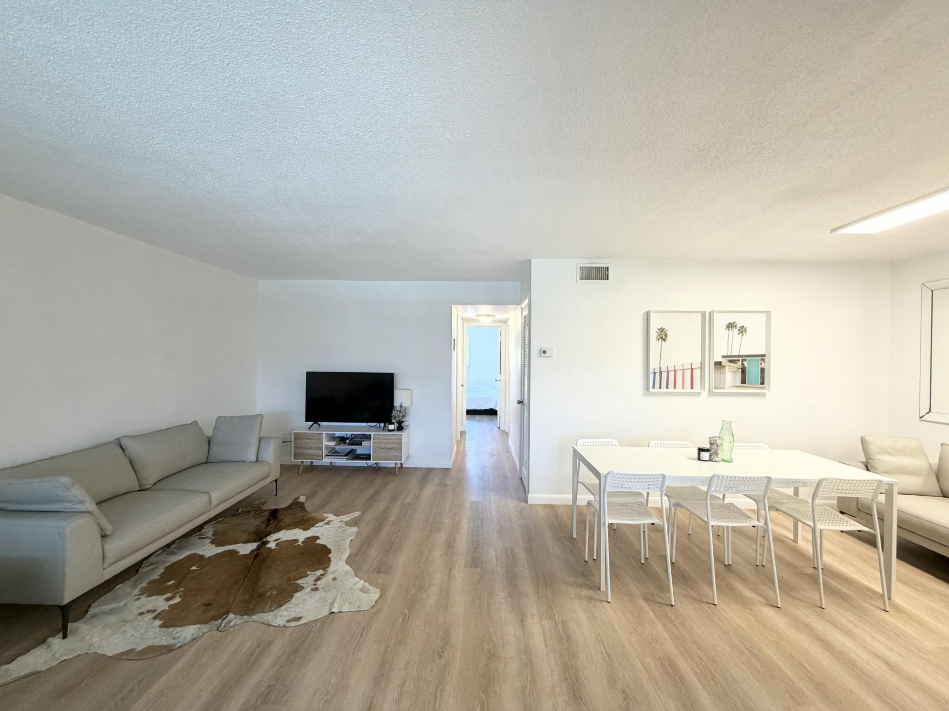 580 Egret Drive, Unit 305, Hallandale Beach, FL 33009 Photo