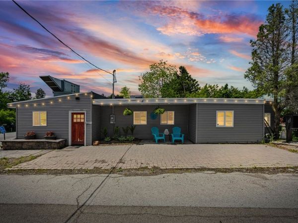 4520 State Route 364 , Canandaigua, NY 14424