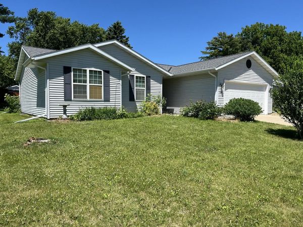 539 Lewellen STREET, Marshall, WI 53559